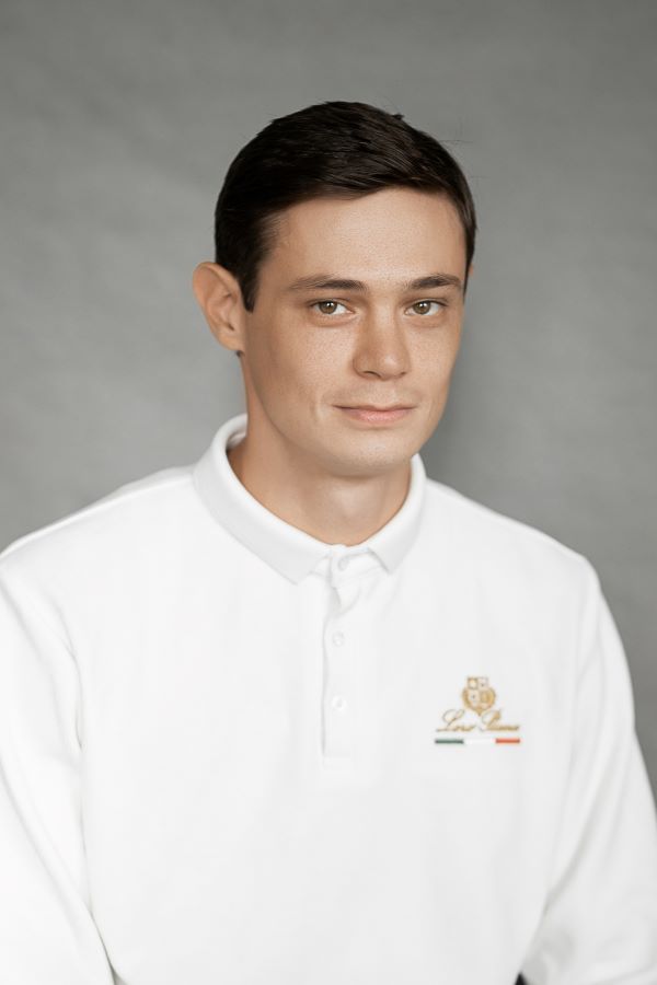 Кадыржанов Александр Владимирович.